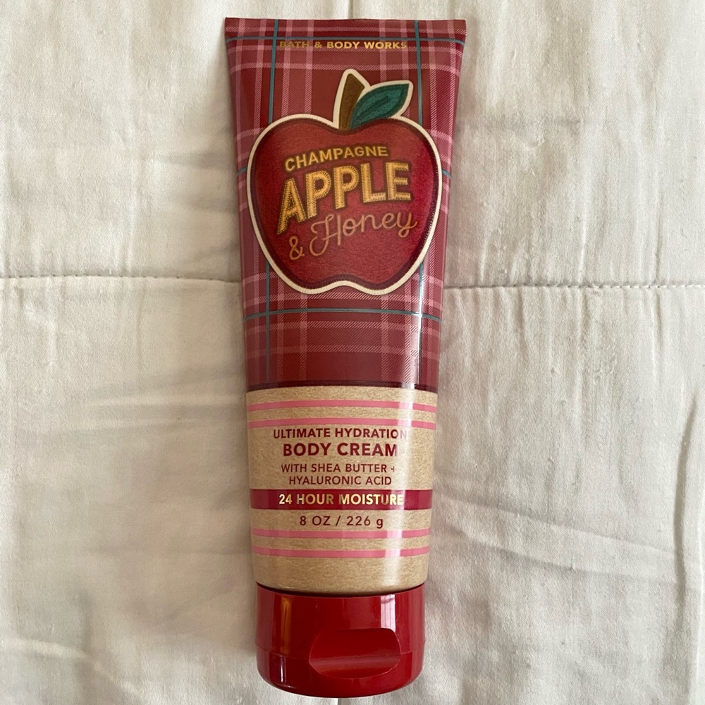 Bath and Body Works Champagne Apple & Honey Ultimate Hydration Body Cream